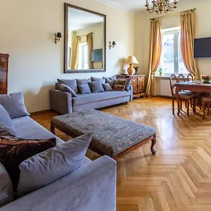 Luster I Obrazów Apartamento Varsovia
